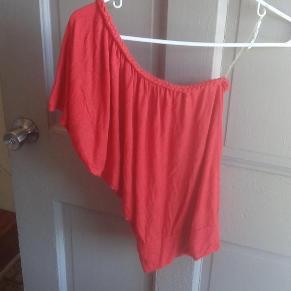 Wet Seal Tops - 🥳Final price Red wet seal top